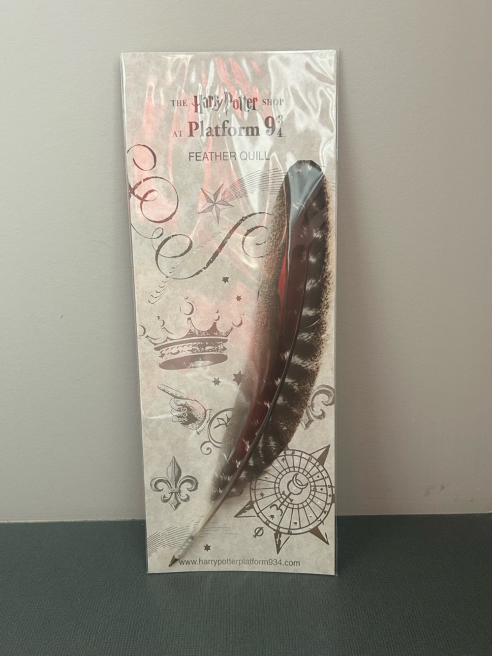 Harry Potter Platform 9 3/4 Feather Quill Pen